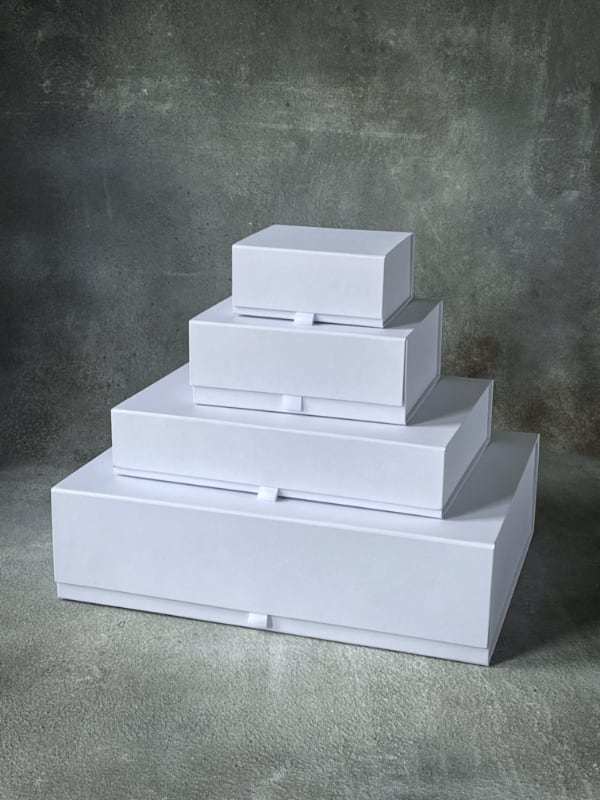 新品 ネイタルデザイン FOLDING BOX HIGH TYPE 2 FSC® White Luxury Magnetic Collapsible Rigid Boxes | Paper Bag Co