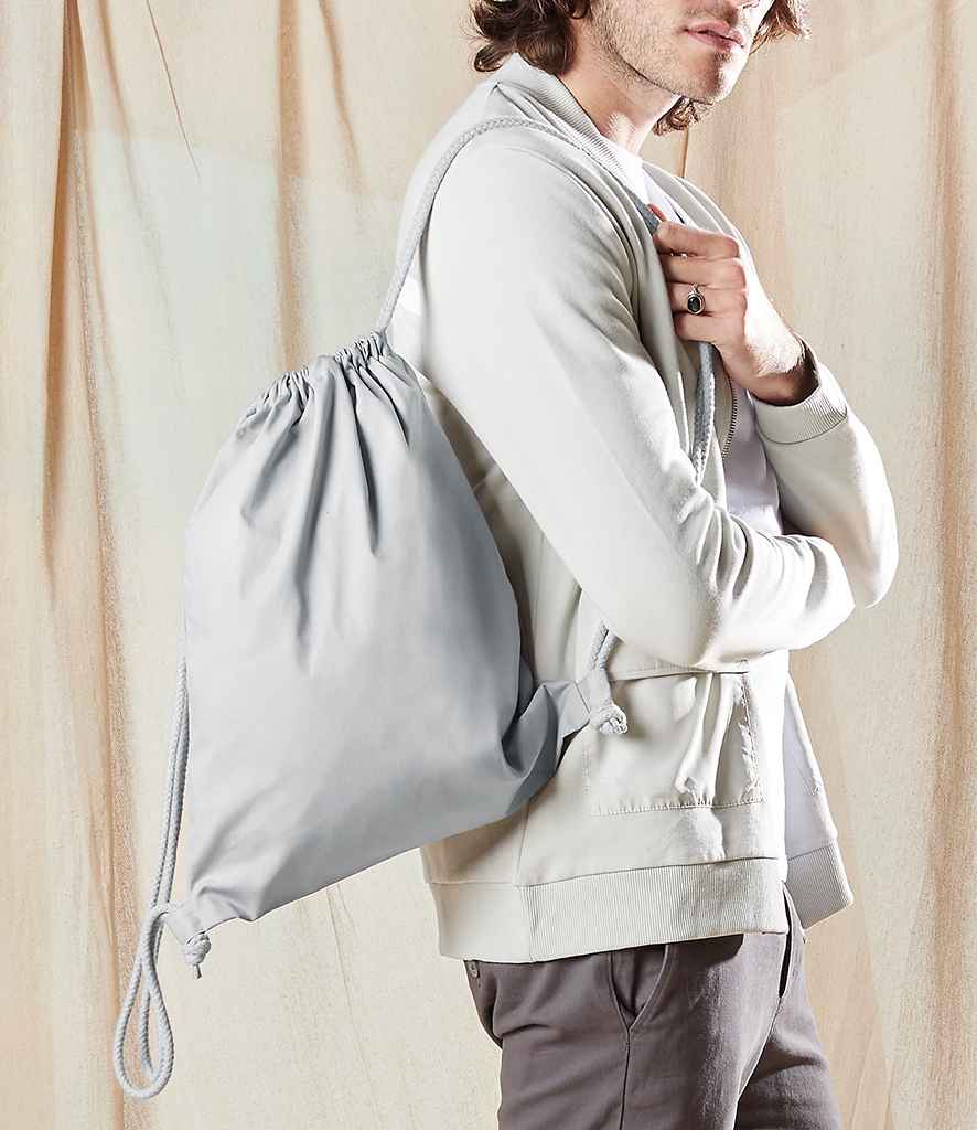 person carrying Westford Mill Organic Premium Cotton Gymsac light grey