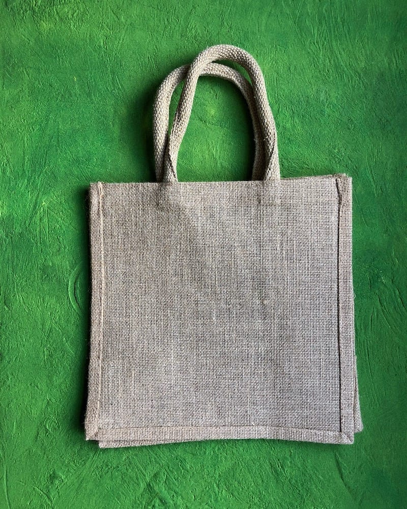 Jute tagliata bags below 100